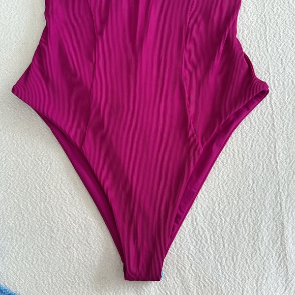 L*Space Ribbed Kendal One Piece, Size Small, $207 - Picture 7 of 12